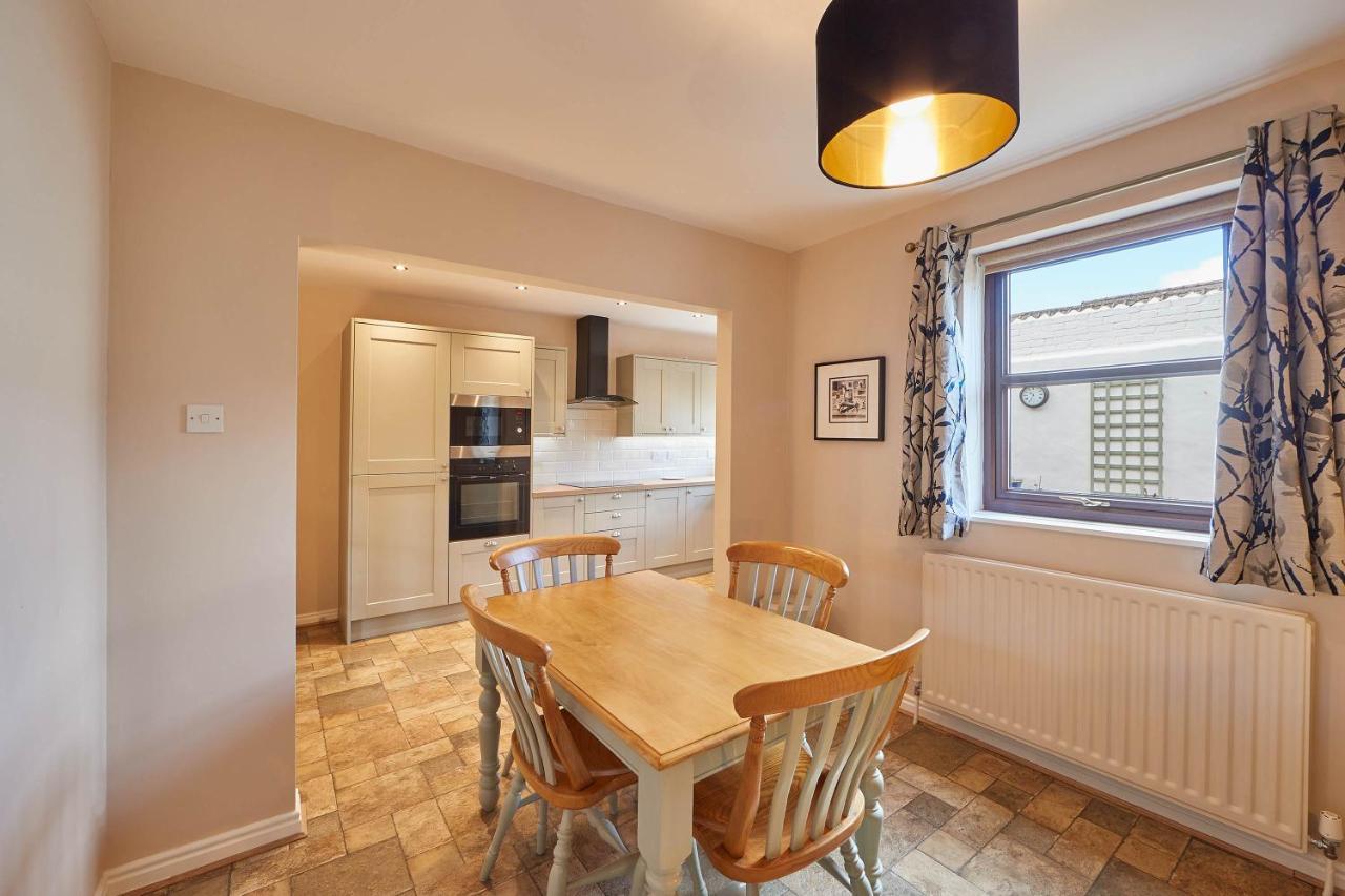 Host & Stay - Wood Street Cottage Barnard Castle Bagian luar foto